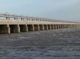 Mayanur Barrage